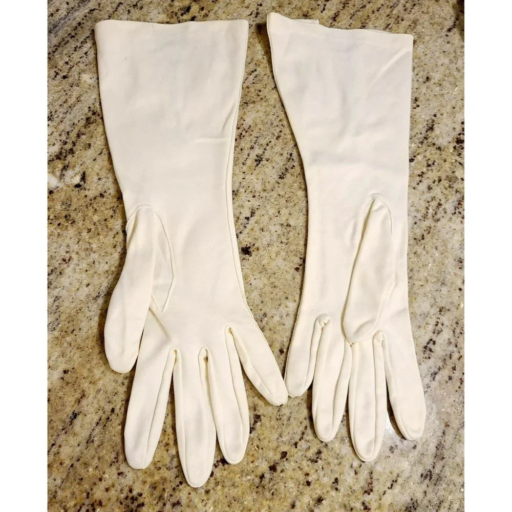 Vintage Women's Off White Formal Gloves. Nylon? Scallop Wrist 13.5